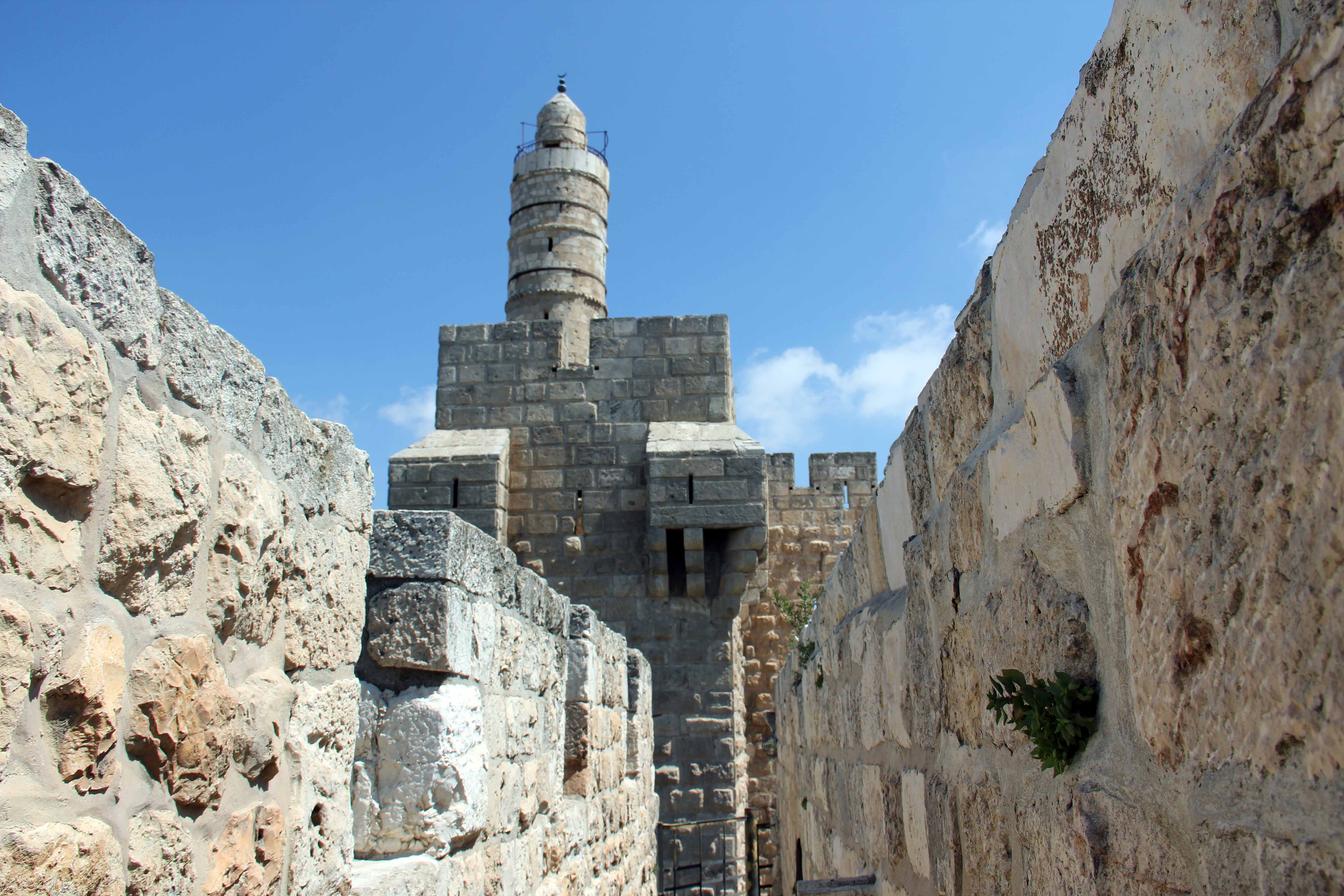 Ramparts Walk Citadel 13